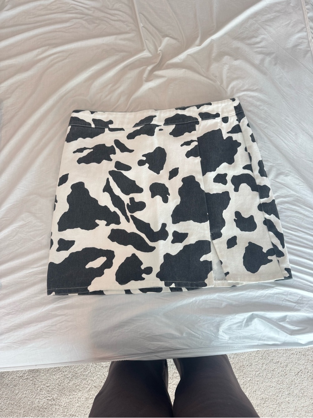 vestique Black and White Cow-Print Mini Skirt